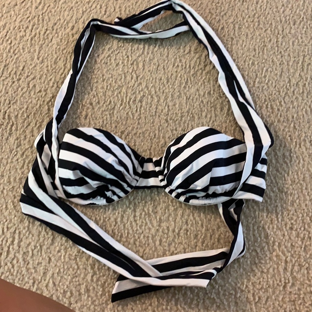 Bathing suit top